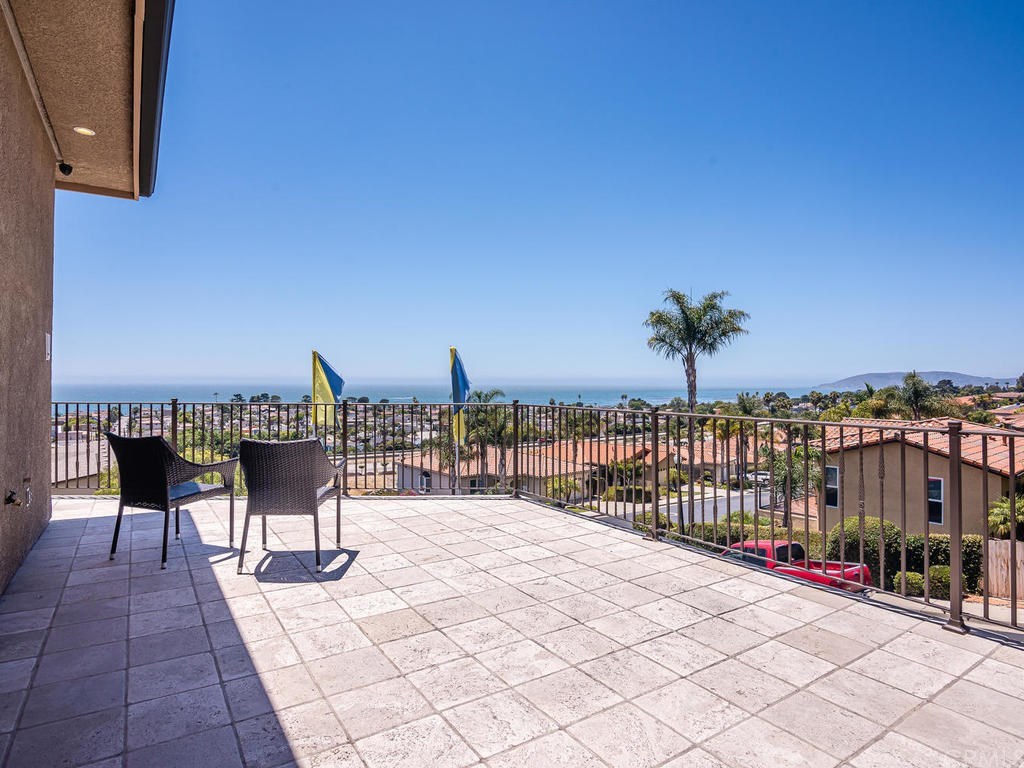 1290 Costa Brava Pismo Beach, CA 93449 - Photo 8 of 45