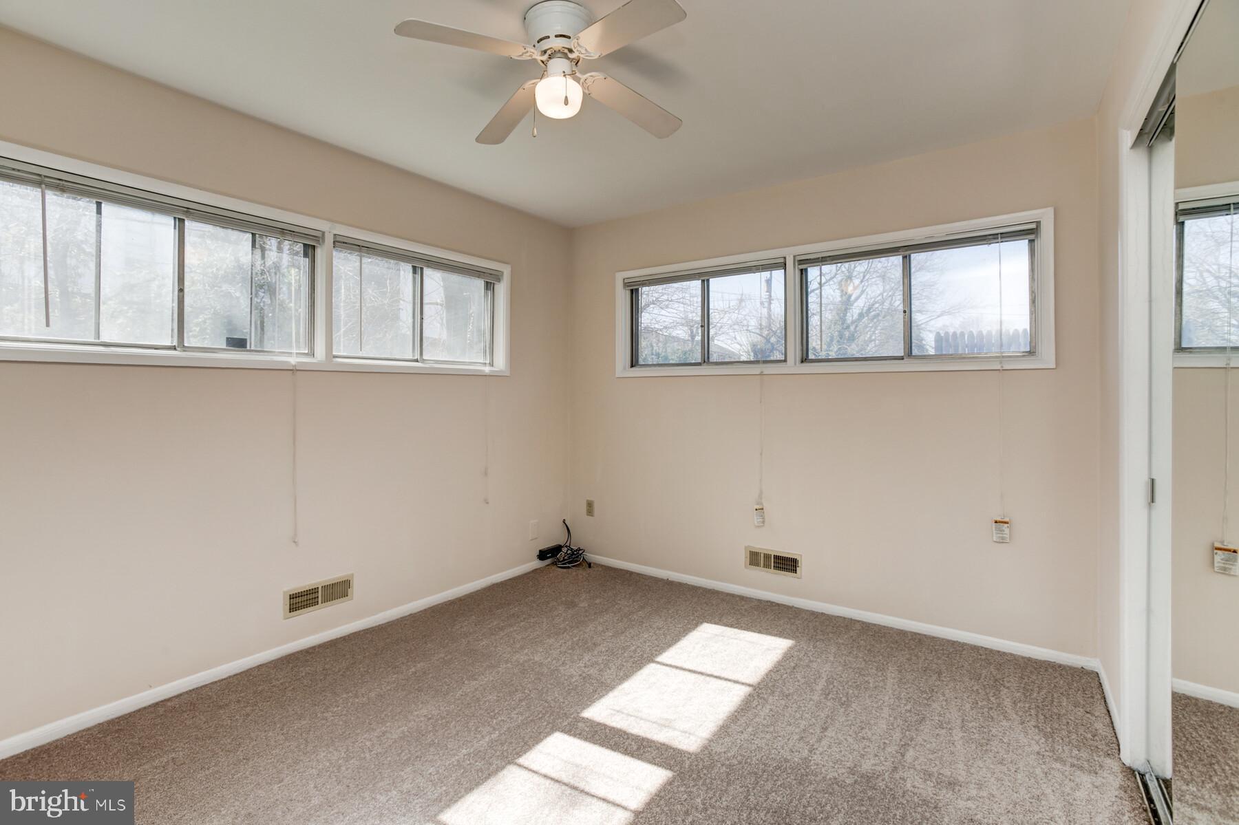 1079 Southridge Road Baltimore, MD 21228 - Photo 8 of 17 Bedroom 1