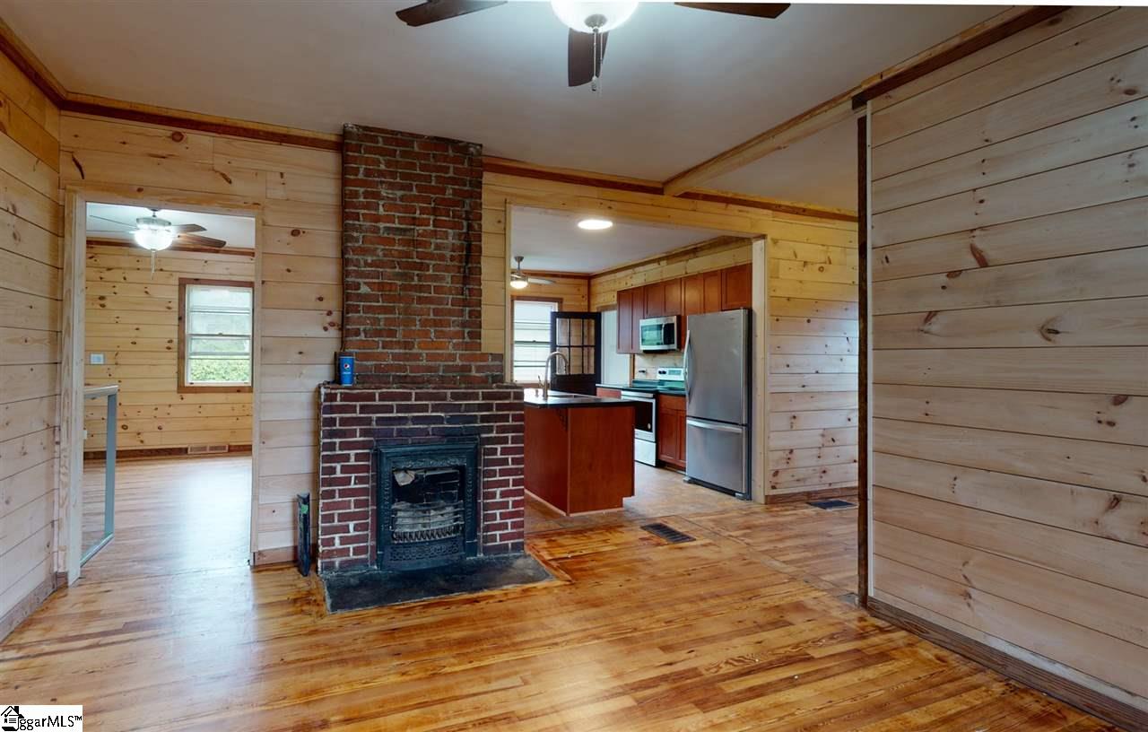 204 Whitney Street Slater, SC 29683 - Photo 9 of 22