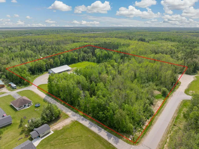 $399,000 | 1303 1st Street Northwest, Deer River, MN 56636