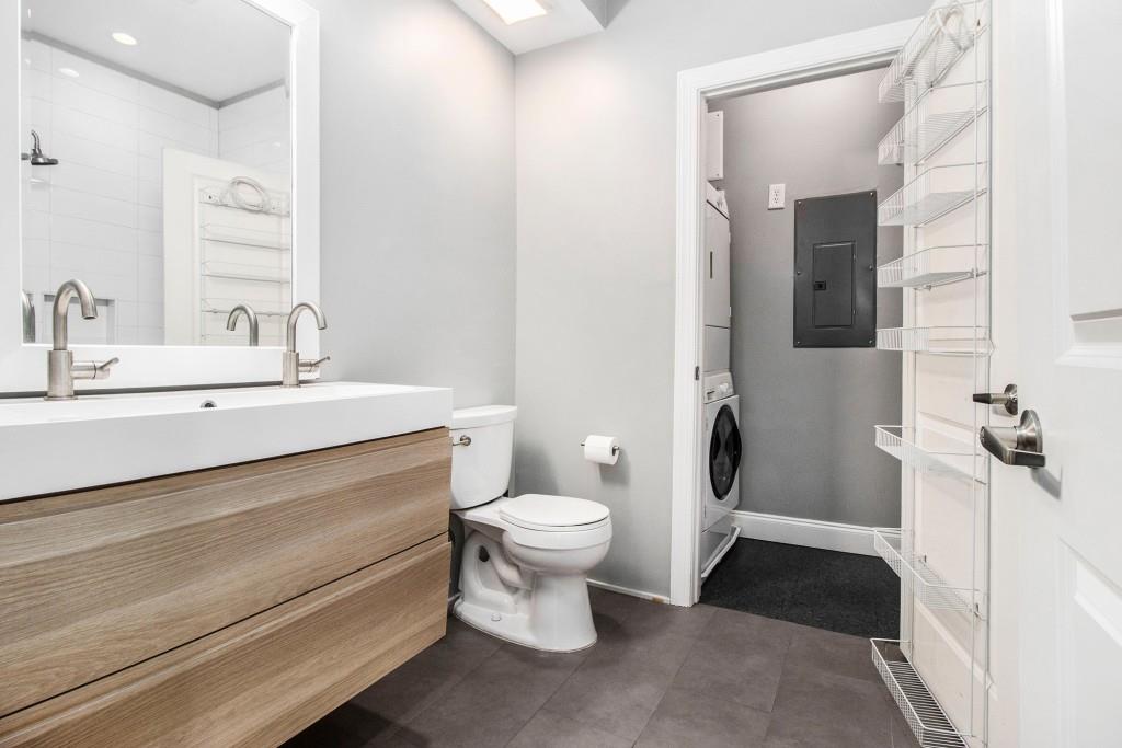 2230 Cheshire Bridge Road Northeast, Unit 401 Atlanta, GA 30324 - Photo 18 of 26