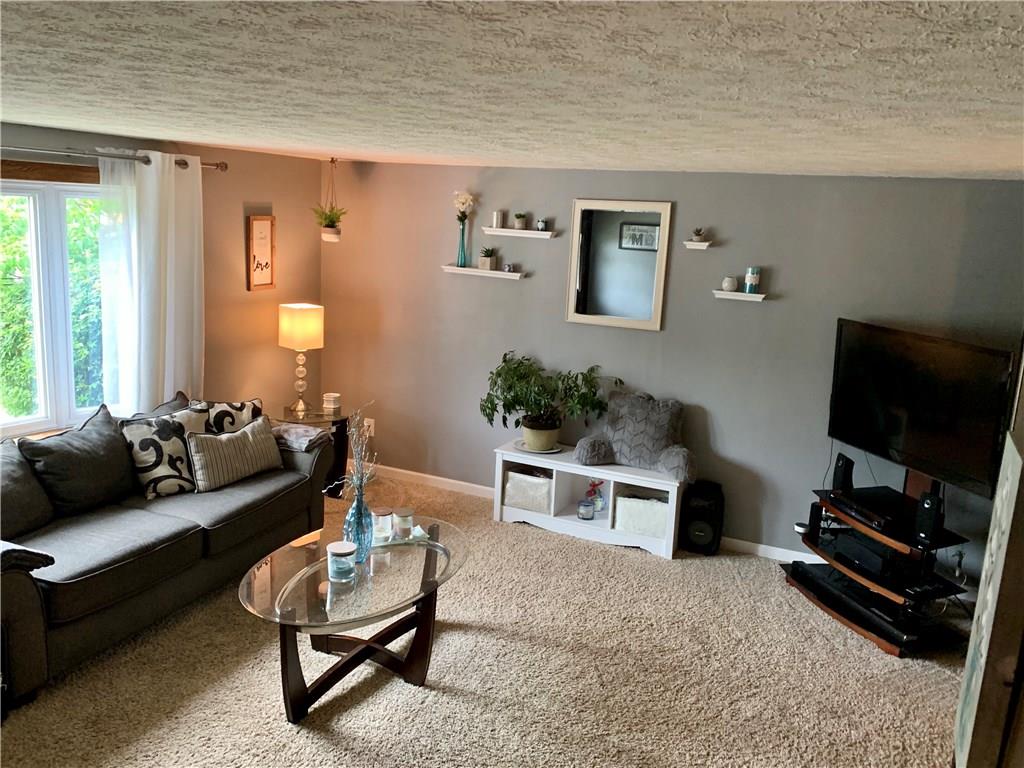 1531 O'Block Road Pittsburgh, PA 15239 - Photo 3 of 23 Gallery Image 3