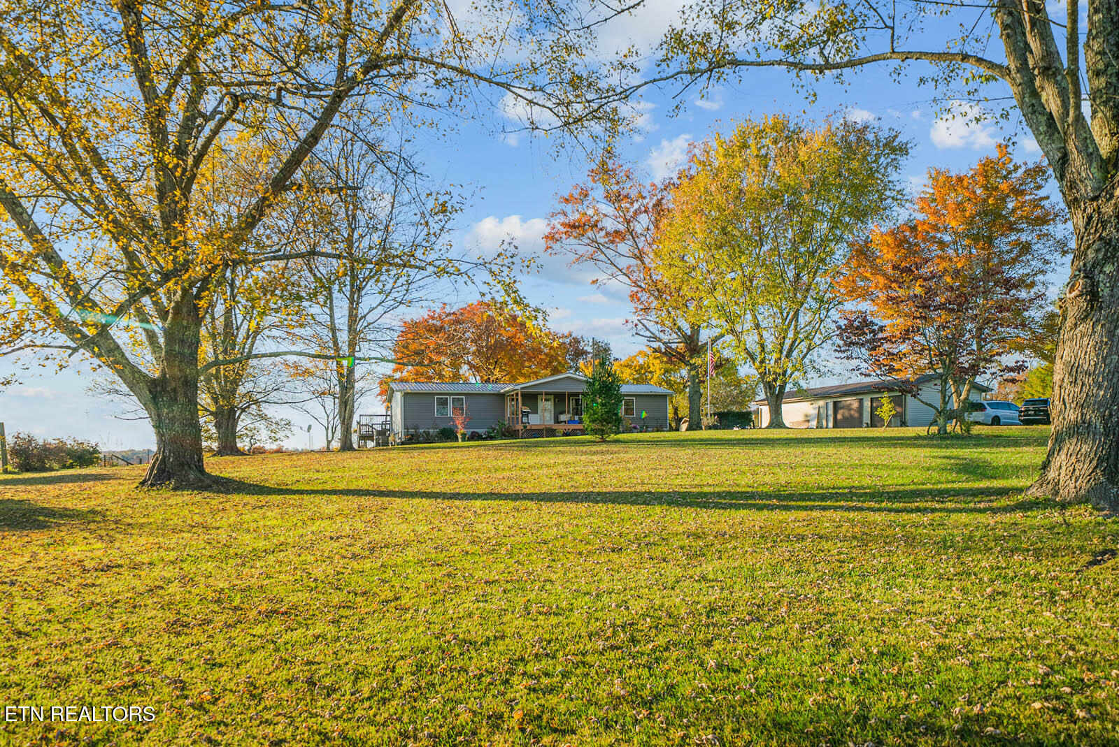 2633 Claysville Road Crossville, TN 38571 - Photo 44 of 55 17