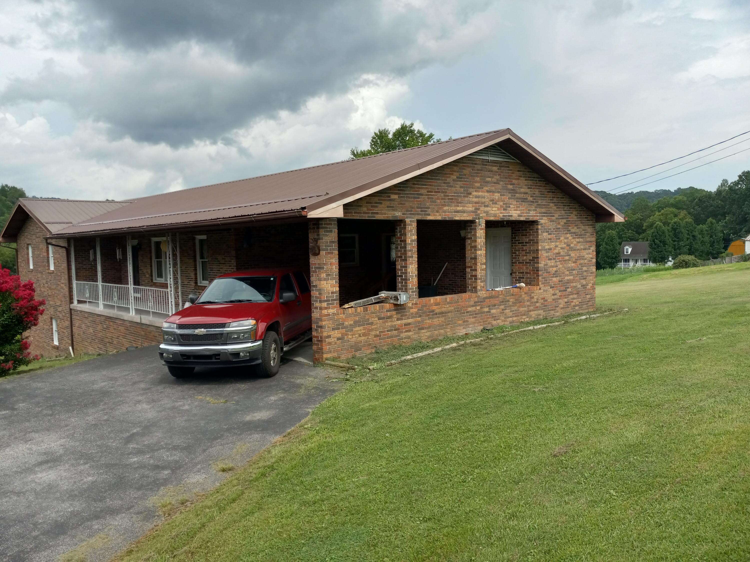 12415 Stafford Road Coeburn, VA 24230 - Photo 2 of 40 20220725_153558