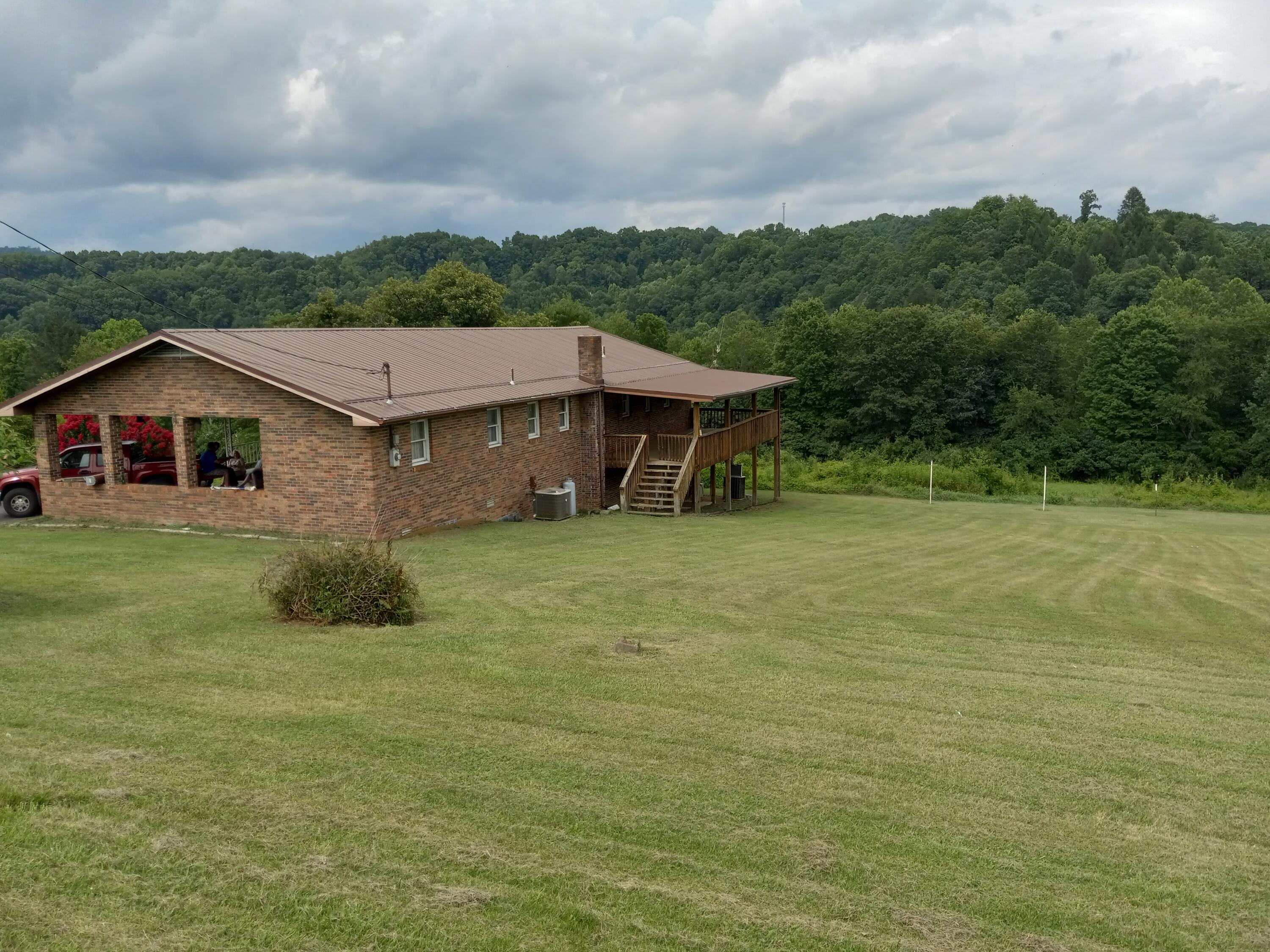 12415 Stafford Road Coeburn, VA 24230 - Photo 3 of 40 20220725_153751