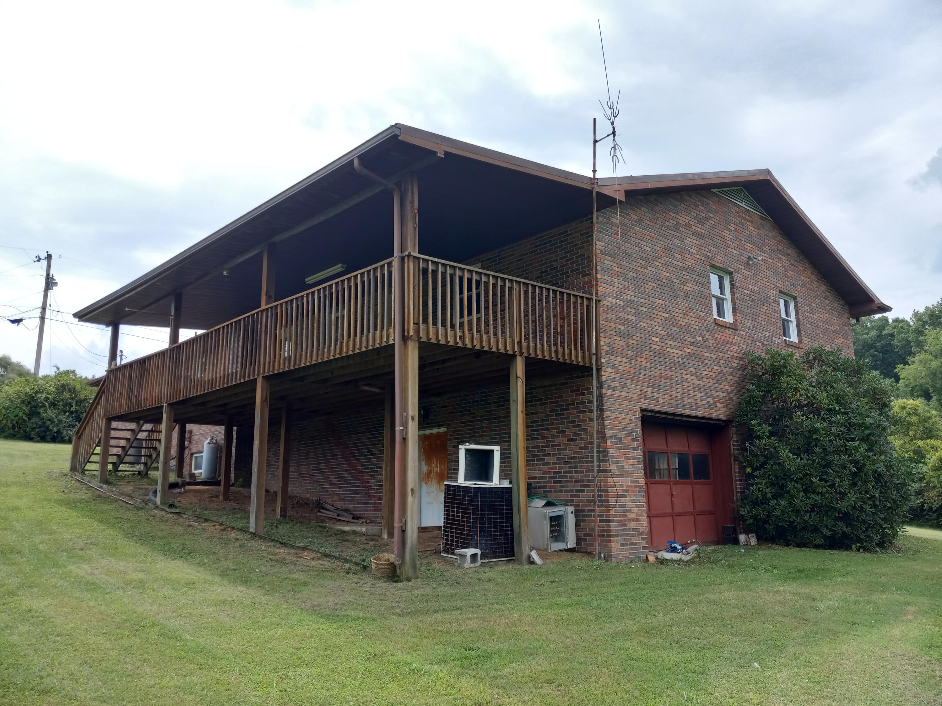 12415 Stafford Road Coeburn, VA 24230 - Photo 4 of 40 20220725_153904