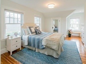 17 Warwick Road Watertown, MA 02472 - Photo 9 of 12