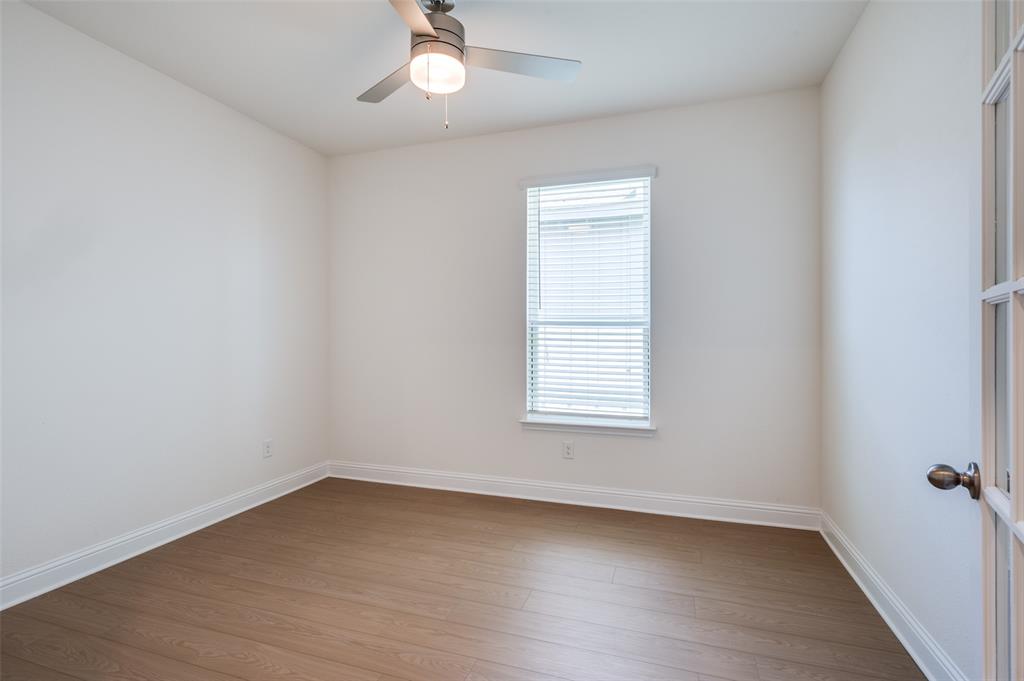 344 Fallbrook Drive Aledo, TX 76008 - Photo 3 of 28 an empty room with a window