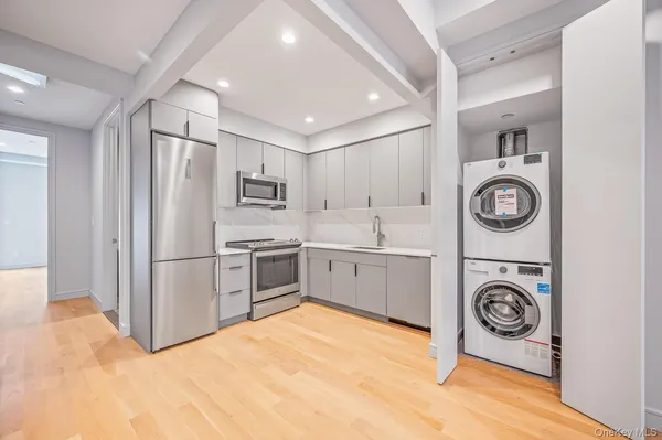 $4,500 | 30-61 38th Street | Astoria