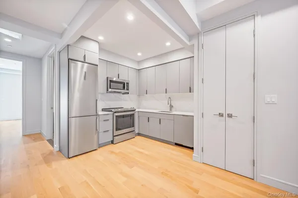 $4,500 | 30-61 38th Street | Astoria
