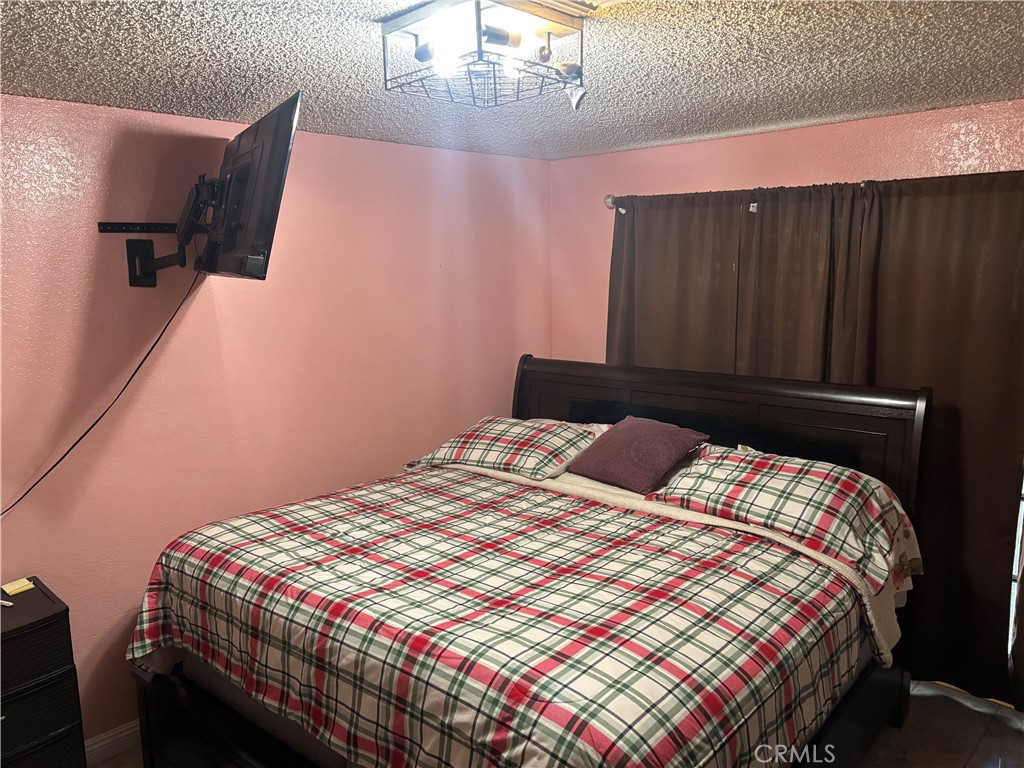 14615 El Cariso Road Victorville, CA 92392 - Photo 13 of 22