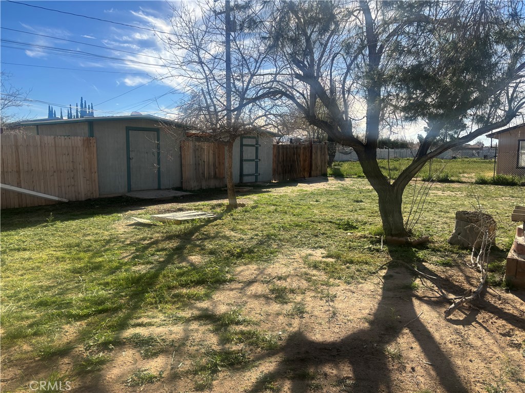 14615 El Cariso Road Victorville, CA 92392 - Photo 15 of 22