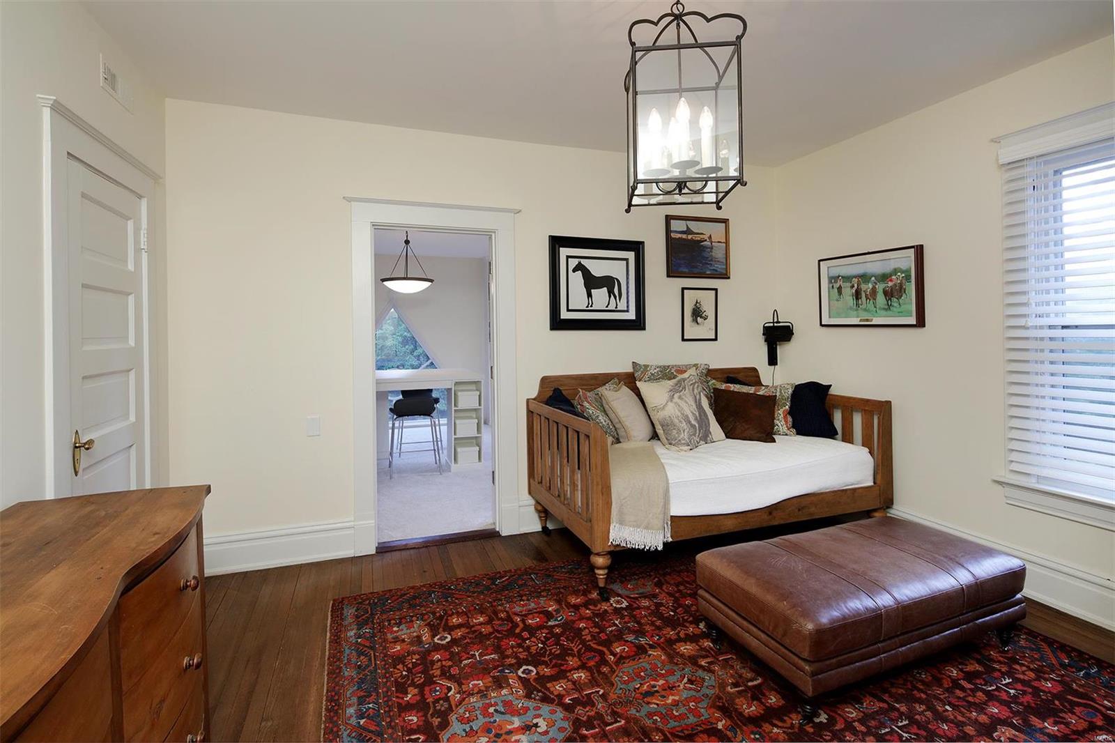 135 North Hanley Road Clayton, MO 63105 - Photo 15 of 23 Gallery Image 15