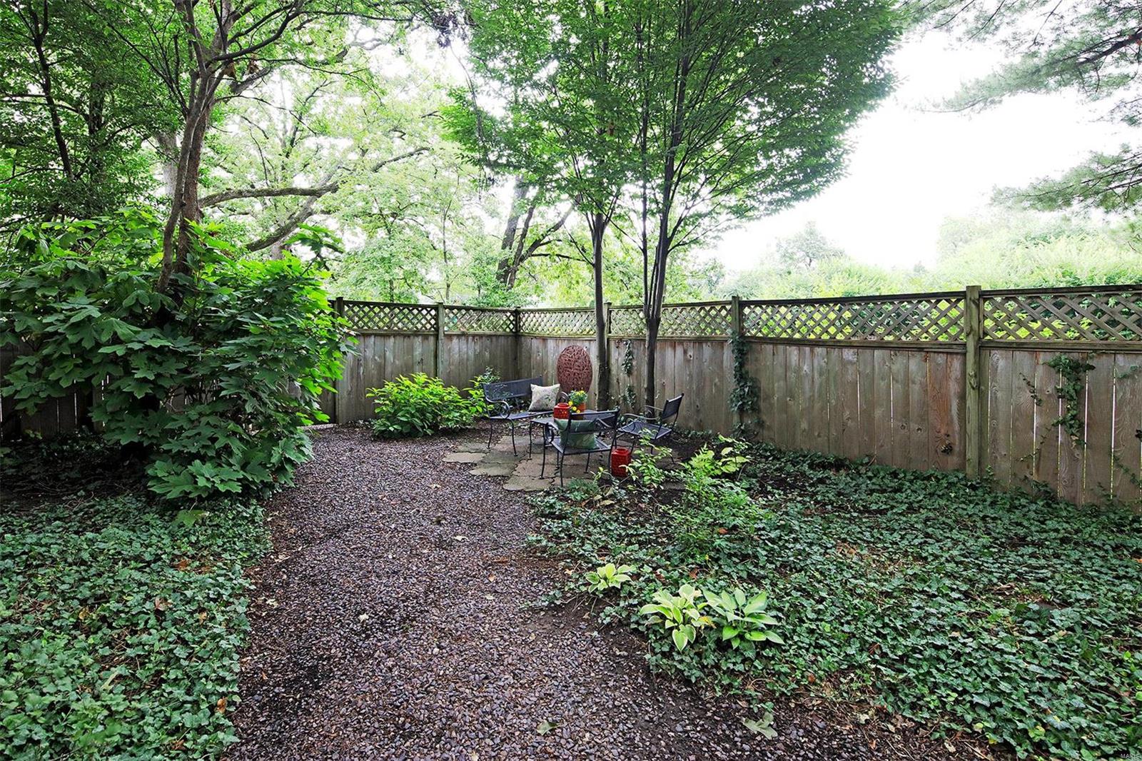135 North Hanley Road Clayton, MO 63105 - Photo 22 of 23 Gallery Image 22