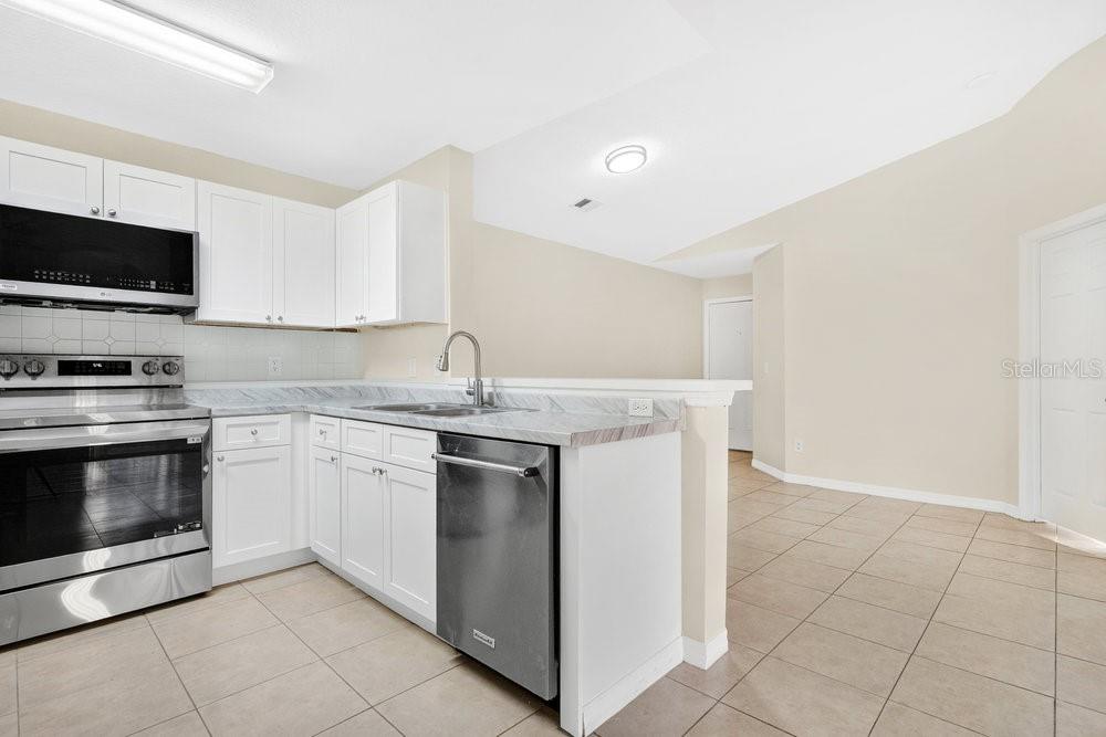 7606 Pissarro Drive, Unit 14305 Orlando, FL 32819 - Photo 16 of 49