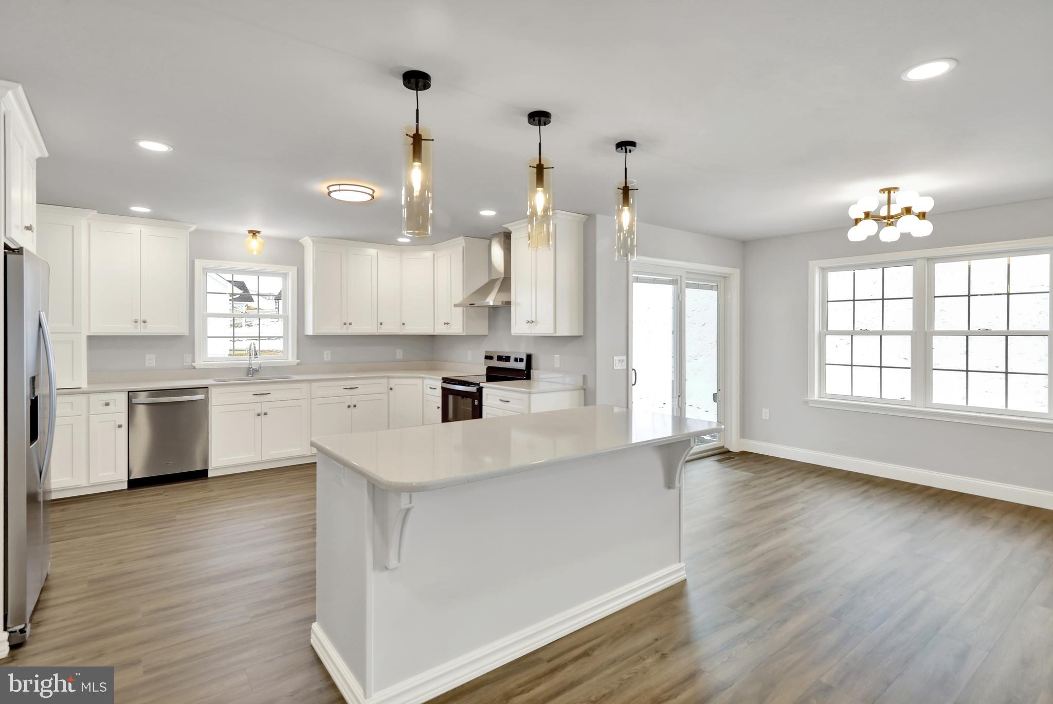 20 Rolling Meadow Road Lebanon, PA 17046 - Photo 9 of 31 a kitchen with white cabinets and window