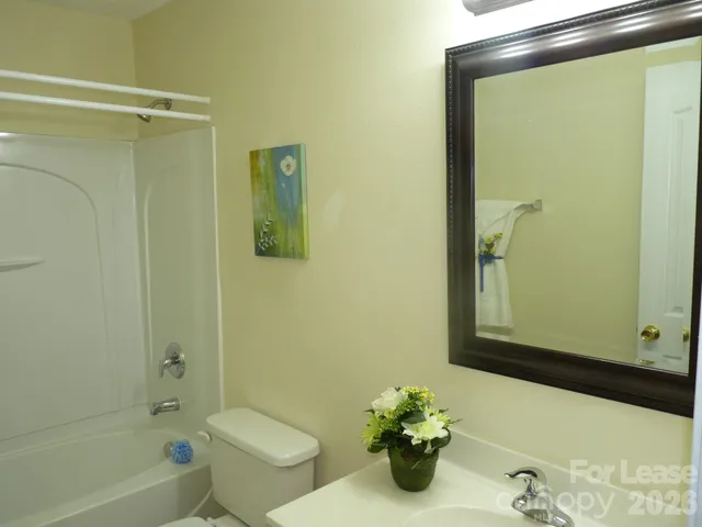 $2,300 | 1701 Wilburn Park Lane Northwest, Charlotte, NC 28269