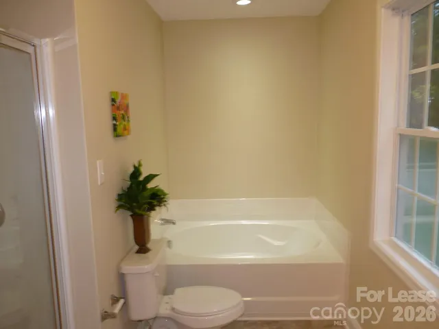 $2,300 | 1701 Wilburn Park Lane Northwest, Charlotte, NC 28269