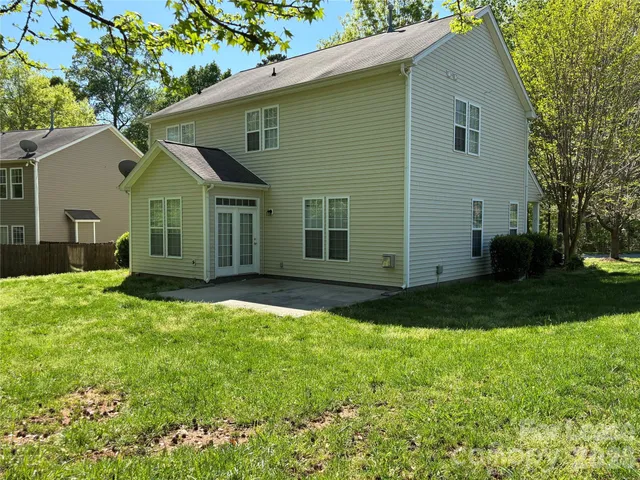 $2,300 | 1701 Wilburn Park Lane Northwest, Charlotte, NC 28269