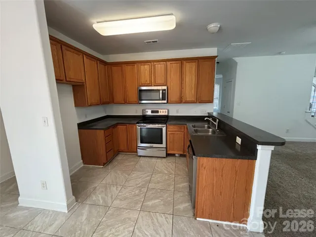 $2,300 | 1701 Wilburn Park Lane Northwest, Charlotte, NC 28269