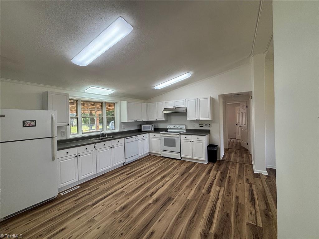 150 Springfield Road Pilot Mountain, NC 27041 - Photo 11 of 30 Gallery Image 11
