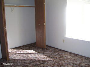 366 Quail Way Fallon, NV 89406 - Photo 5 of 18 a view of an empty room