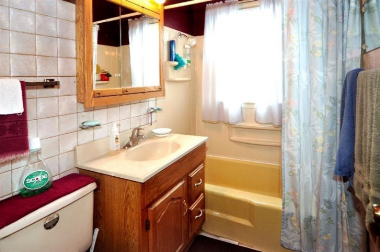 355 North 29th Street Springfield, MI 49037 - Photo 13 of 18 Additional Photo