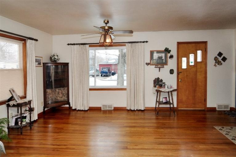 355 North 29th Street Springfield, MI 49037 - Photo 6 of 18 Additional Photo