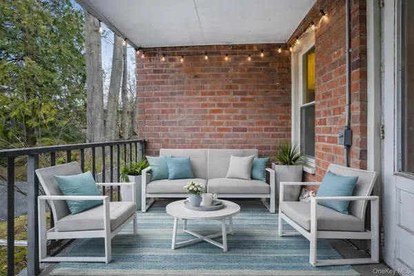 $345,000 | 118 Lawn Terrace, Unit 1E, Mamaroneck, NY 10543