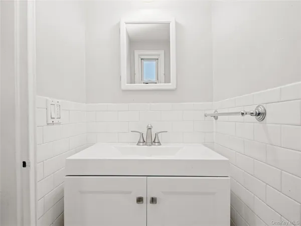 $345,000 | 118 Lawn Terrace, Unit 1E, Mamaroneck, NY 10543