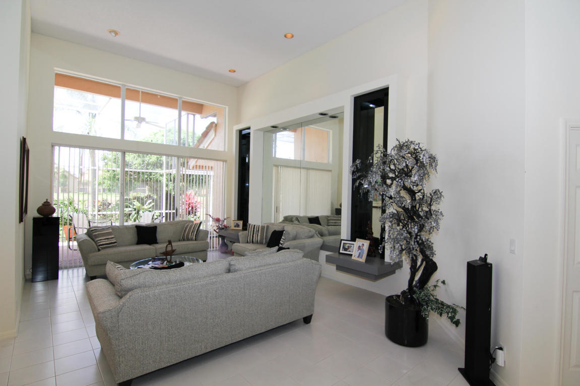 5186 Windsor Parke Drive Boca Raton, FL 33496 - Photo 3 of 18 20160326134001884004000000-o