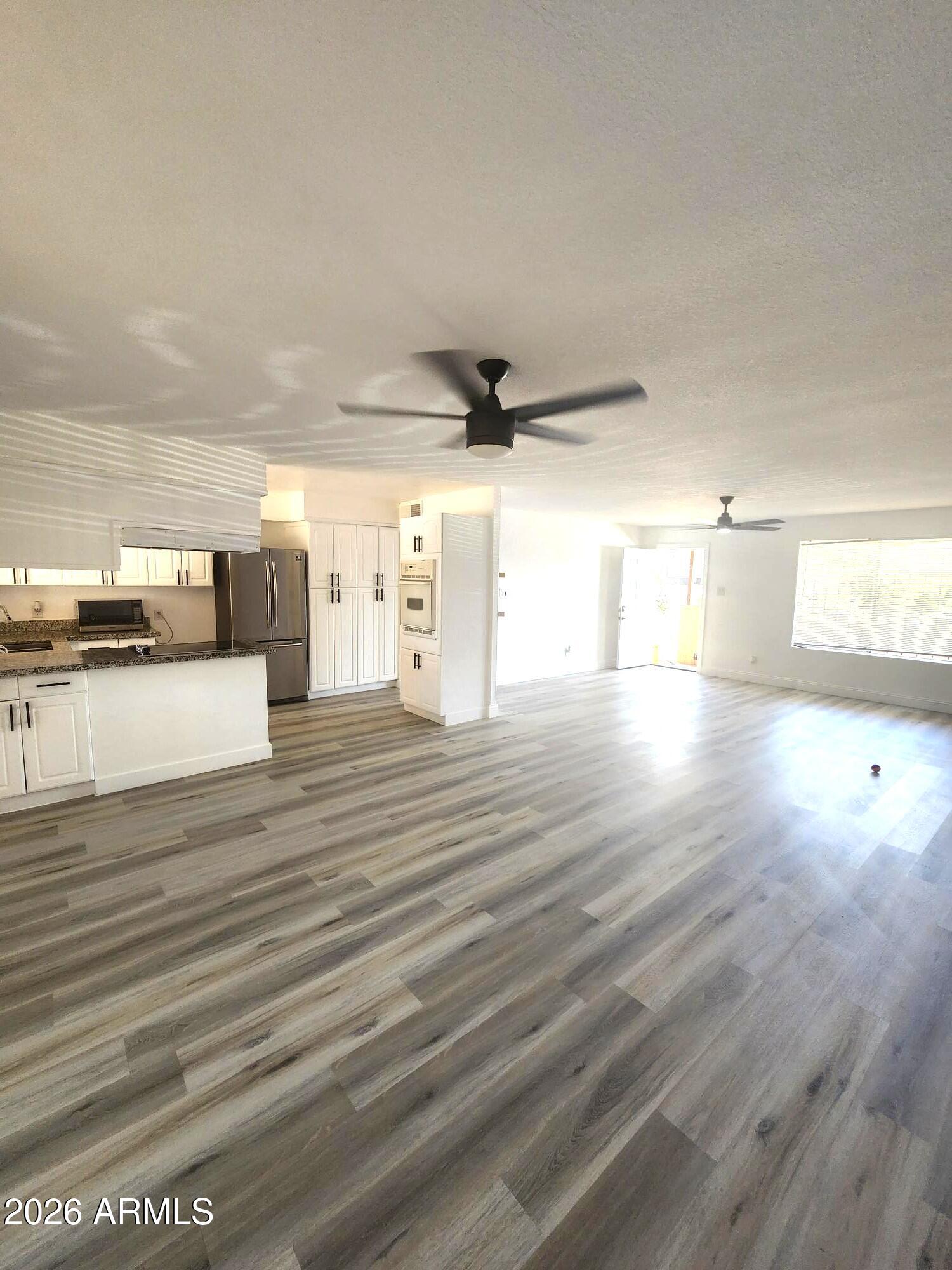 6702 West Roma Avenue Phoenix, AZ 85033 - Photo 3 of 17