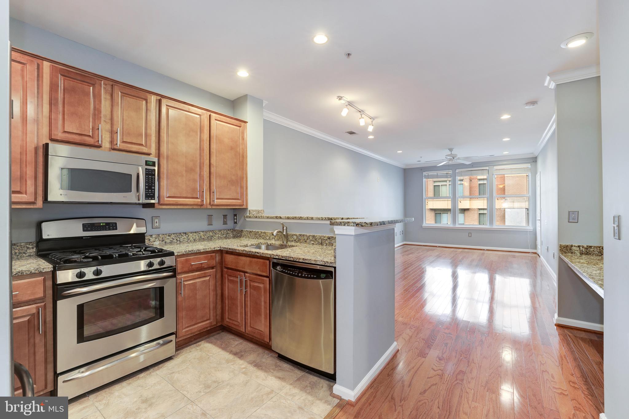 12000 Market Street, Unit 340 Reston, VA 20190 - Photo 3 of 36