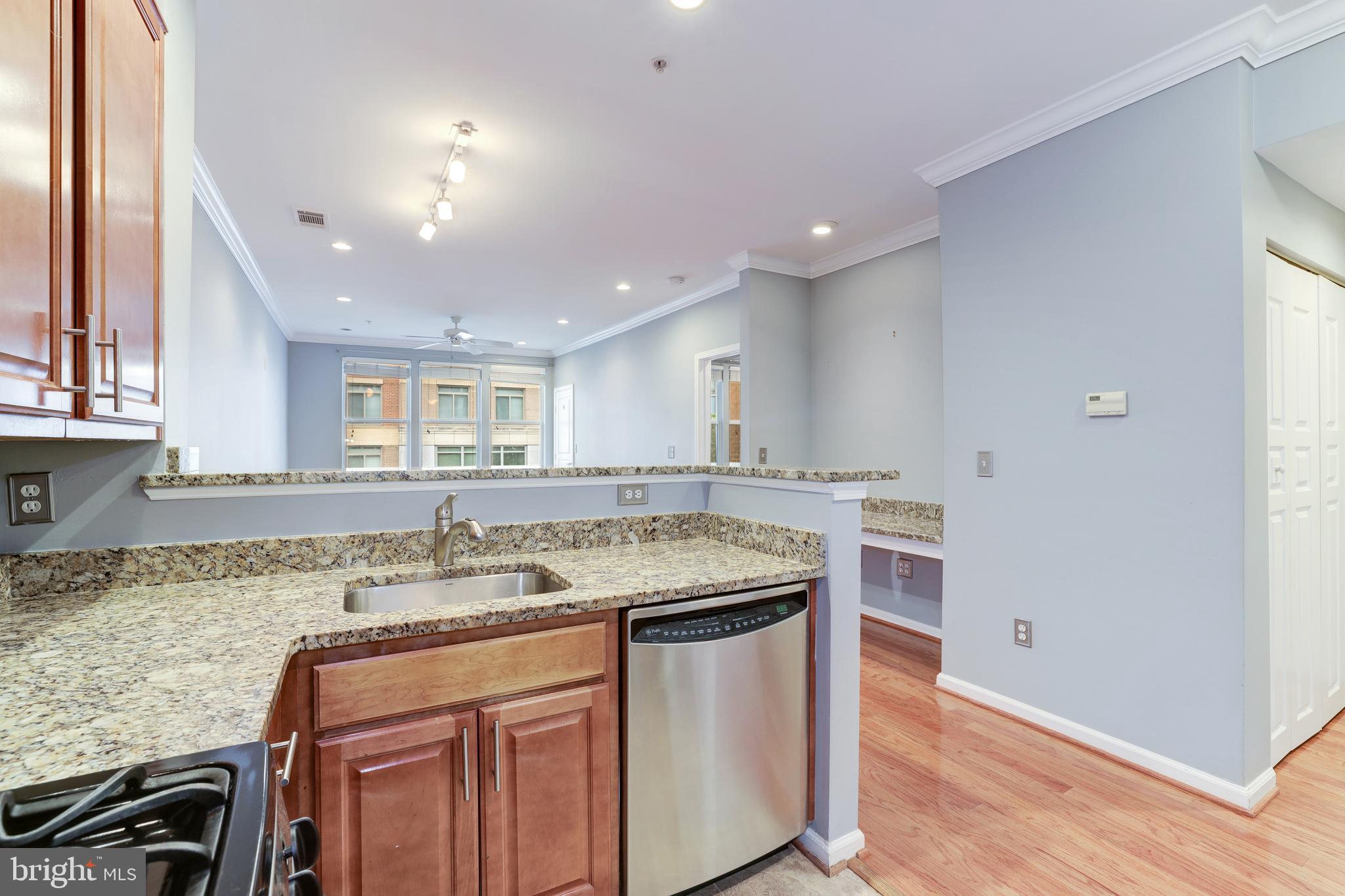 12000 Market Street, Unit 340 Reston, VA 20190 - Photo 10 of 36