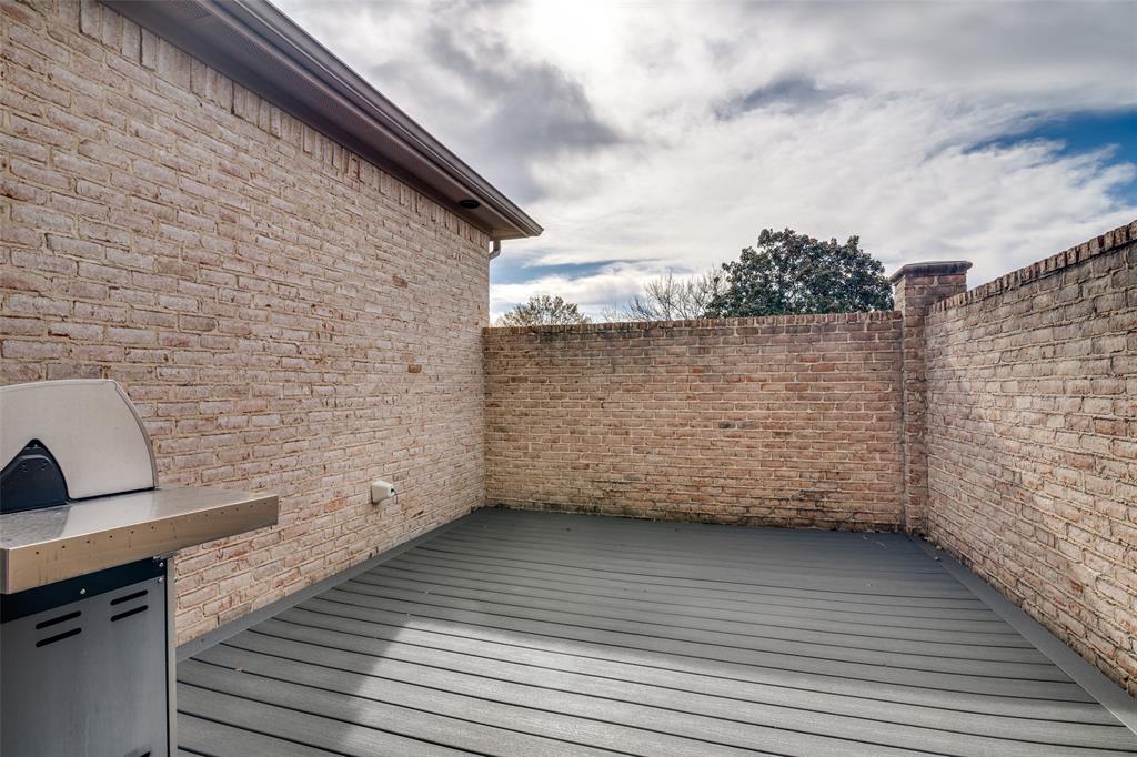 711 Ridgeview Drive Rockwall, TX 75087 - Photo 29 of 39 a view of a terrace area