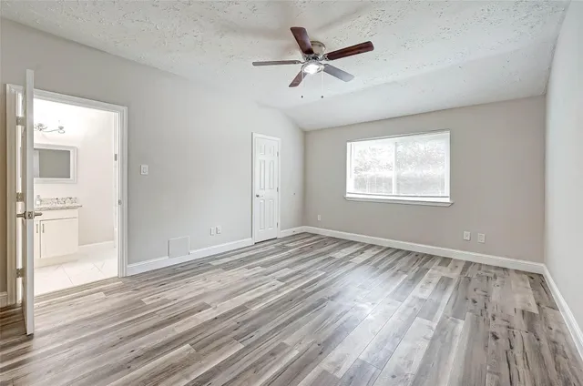 $2,000 | 6802 Glenray Drive, Houston, TX 77084