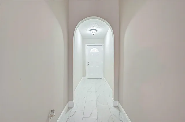 $2,000 | 6802 Glenray Drive, Houston, TX 77084