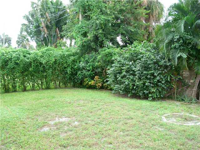 183 East 24th Street Riviera Beach, FL 33404 - Photo 3 of 3 Additional Photo