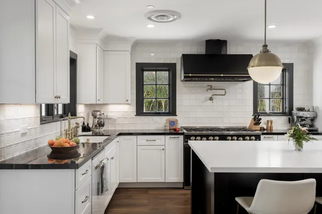 $3,200,000 | 3218 Calle Pinon, Santa Barbara, CA 93105