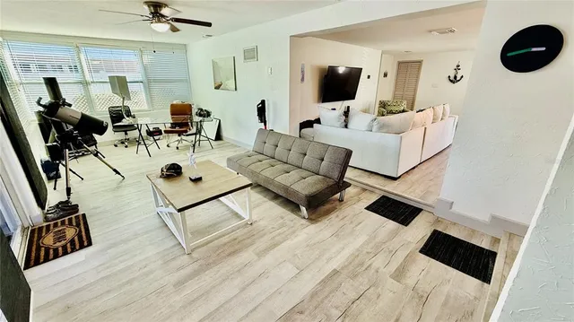 $3,500 | 4926 Blue Heron Drive, New Port Richey, FL 34652