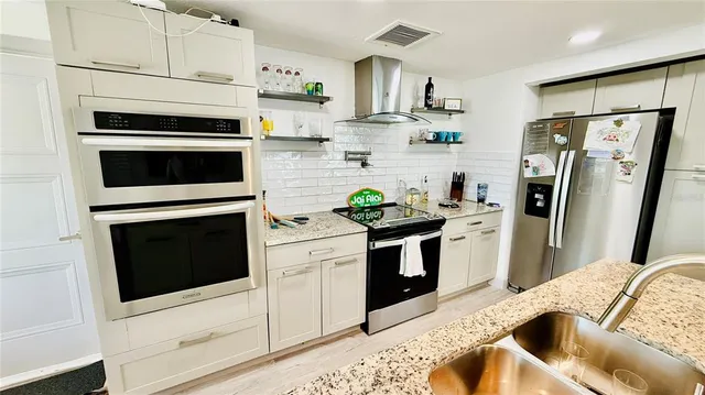 $3,500 | 4926 Blue Heron Drive, New Port Richey, FL 34652