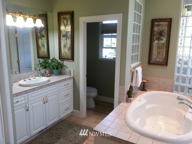 9721 District Line Road Burlington, WA 98233 - Photo 8 of 25 Gallery Image 8