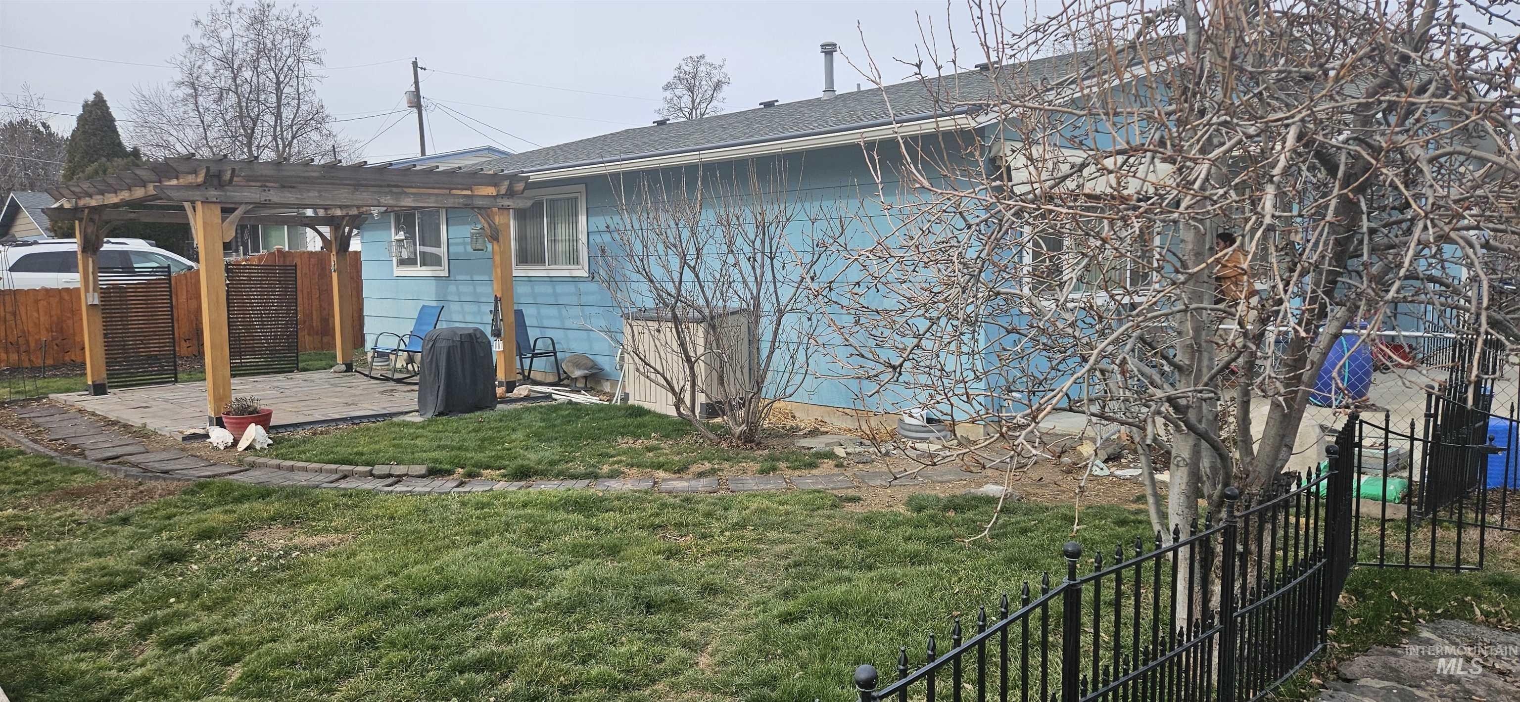 595 South Pond Street Boise, ID 83705 - Photo 4 of 40