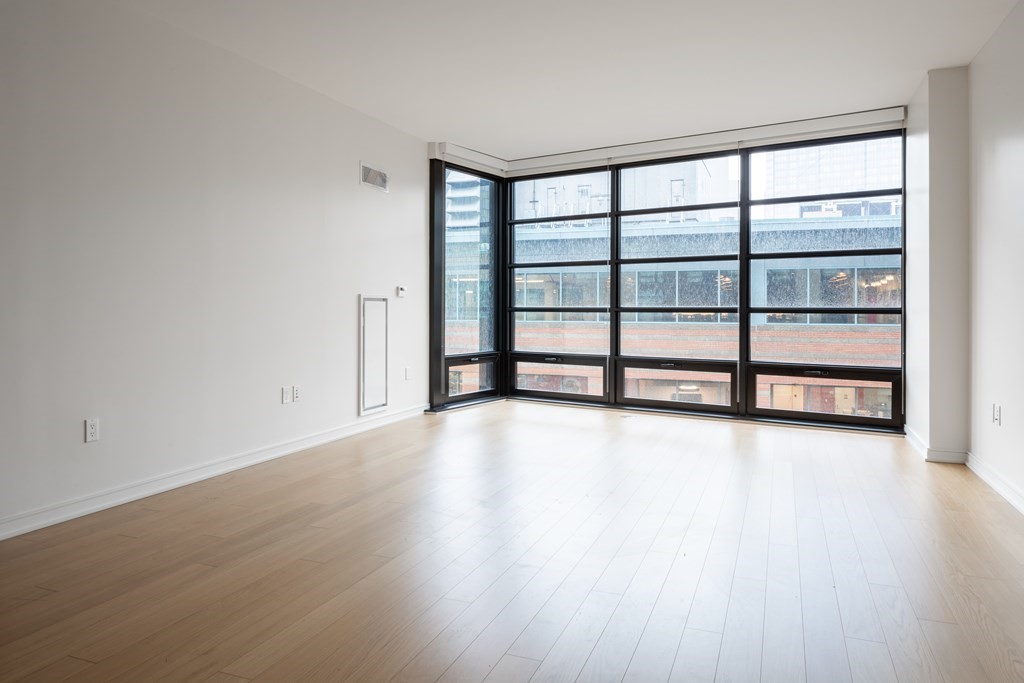 580 Washington Street, Unit 906 Boston, MA 02111 - Photo 1 of 38