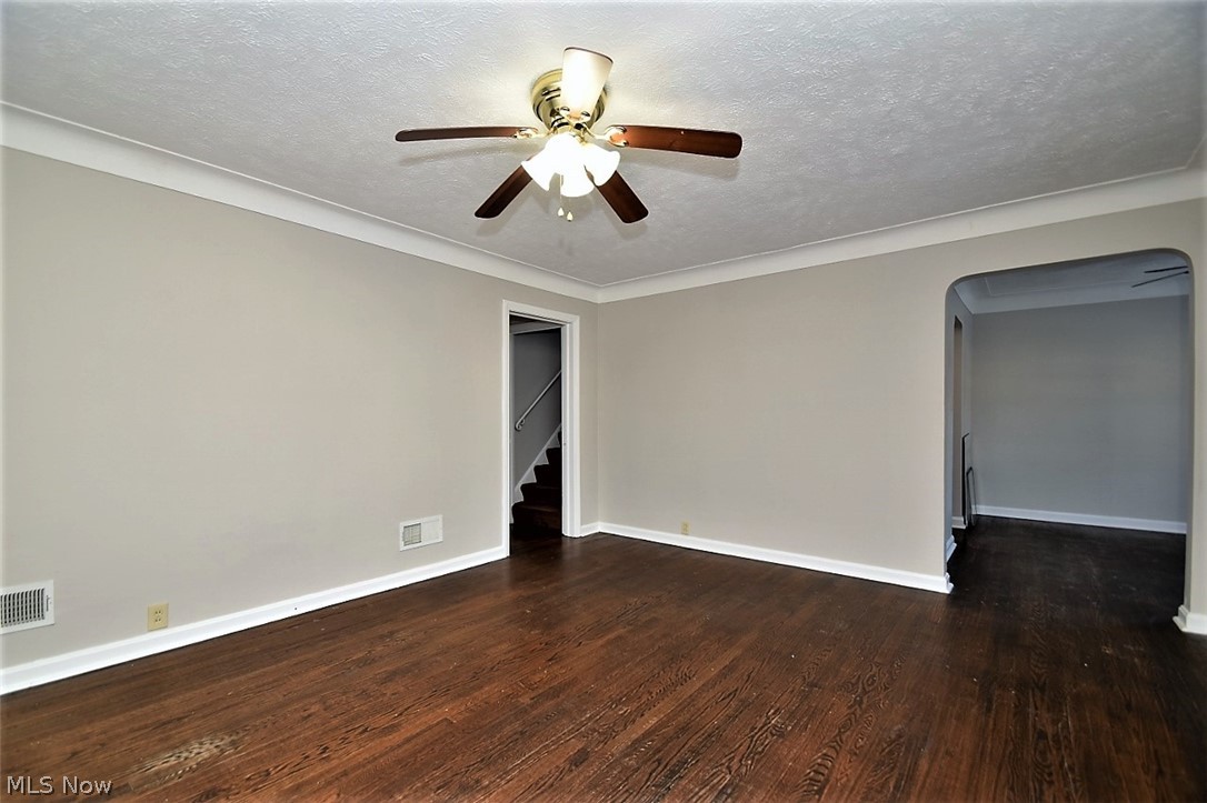 3814 Bainbridge Road Cleveland Heights, OH 44118 - Photo 6 of 35