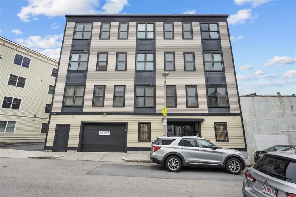 45 Vinton Street, Unit 4 Boston, MA 02127 - Photo 26 of 28 a building view