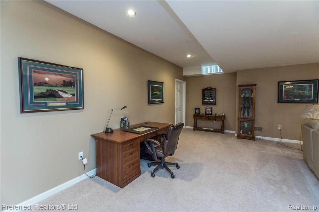 520 Inverness Highland, MI 48357 - Photo 28 of 37 DSC_2830.jpg