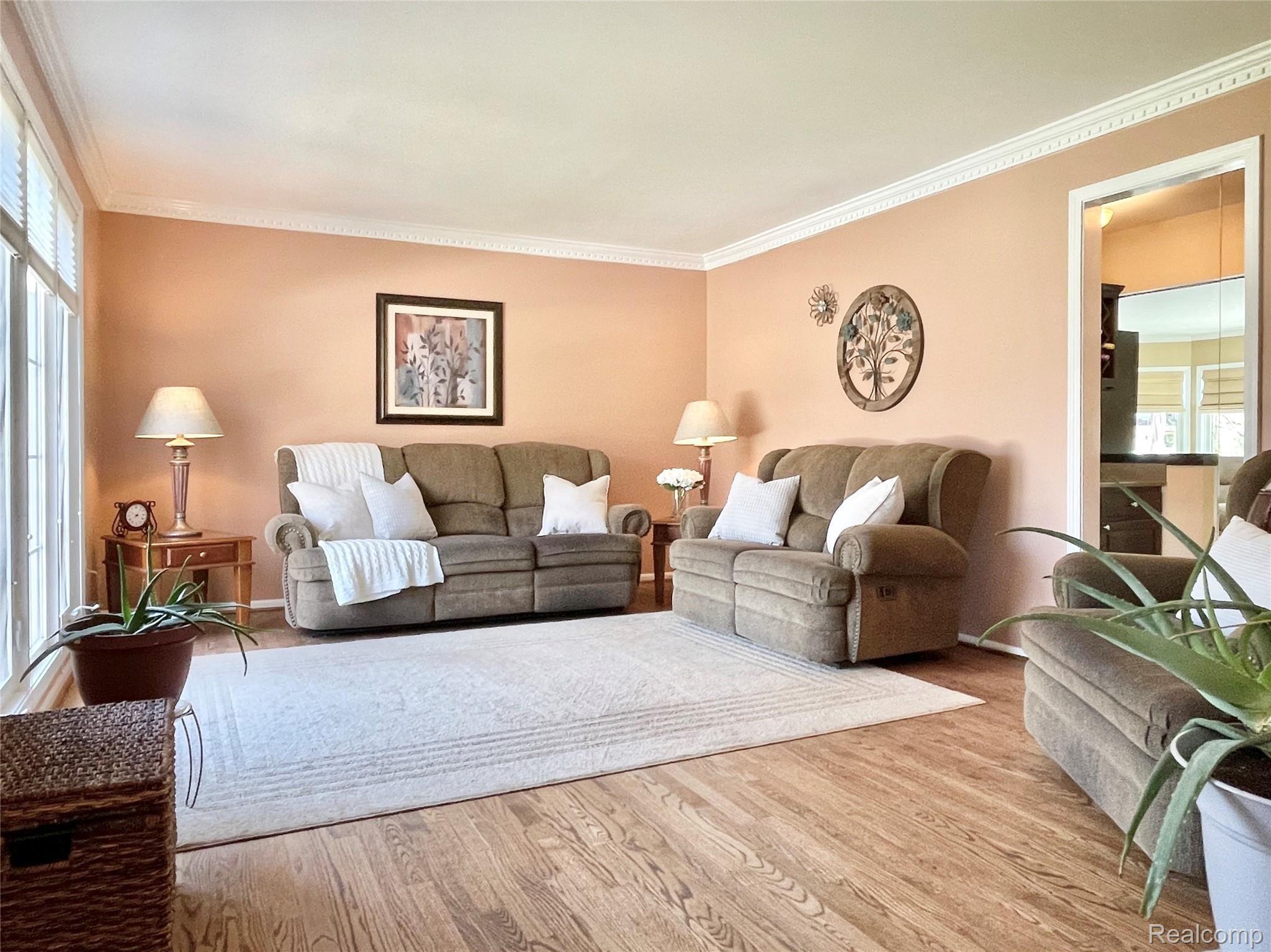 5246 Aintree Road Rochester, MI 48306 - Photo 15 of 60 Living room off foyer