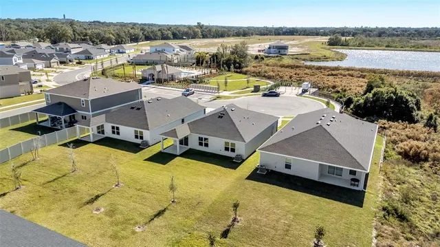 $1,900 | 809 Wedgewood Street, Lake Wales, FL 33859