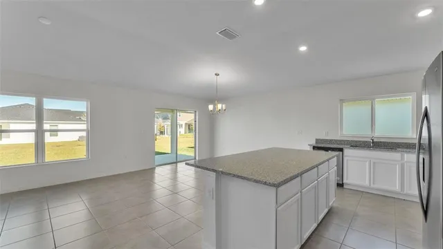 $1,900 | 809 Wedgewood Street, Lake Wales, FL 33859